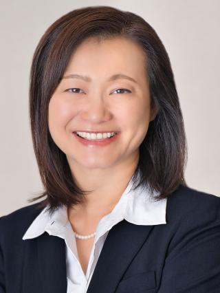 Christine Ng - Headshot